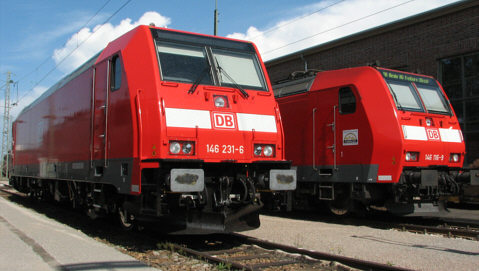 Schwarzwaldbahn: Lok 146 231 und 146 116 nebeneinander im Werk Freiburg